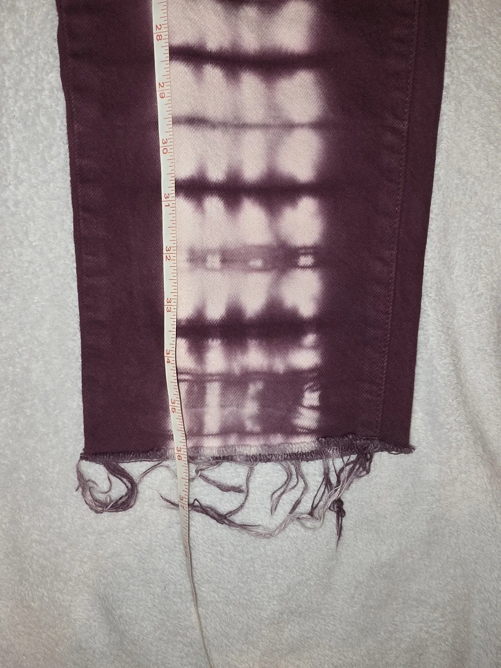 PacSun maroon white